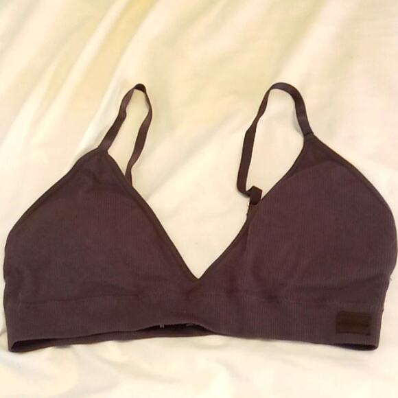 Danskin Womens Purple Medium Padded Sports Bra. Comfortable, Adjustable - Picture 1 of 5